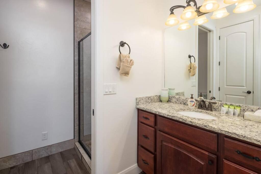 Luxury Downtown Rental - La Dolce Vita Villa #3 摩押 外观 照片